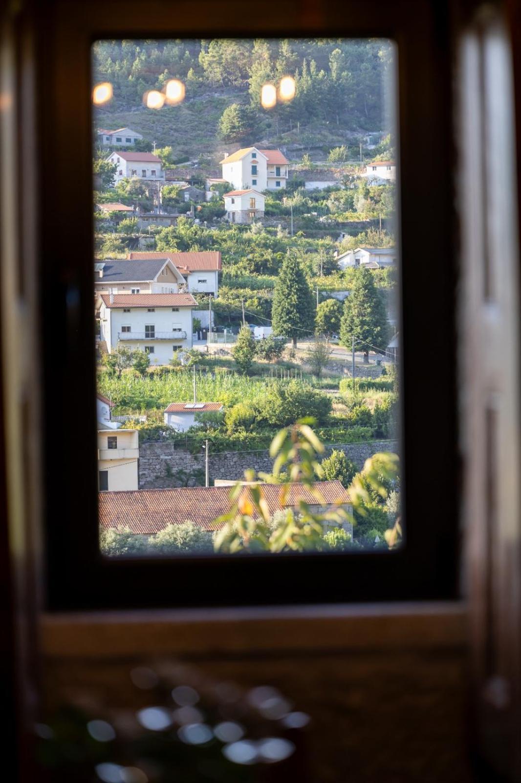 Casas Do Gato Holiday home Valezim